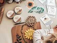Load image into Gallery viewer, Eco Dough Cutter - Sunflower